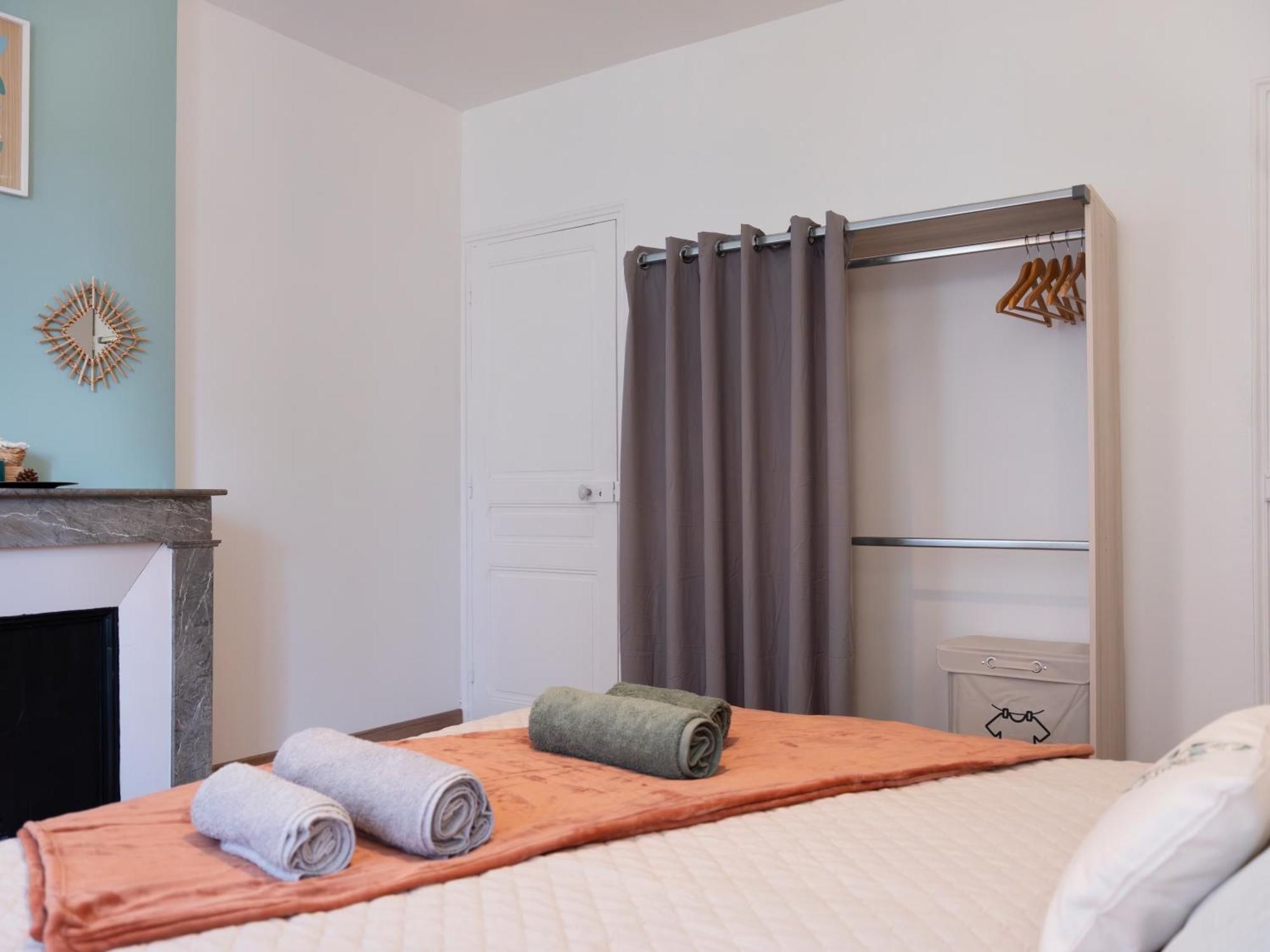 Clairchene - Cosy Centre Parking Spacieux Familial Verdun-sur-Meuse ภายนอก รูปภาพ